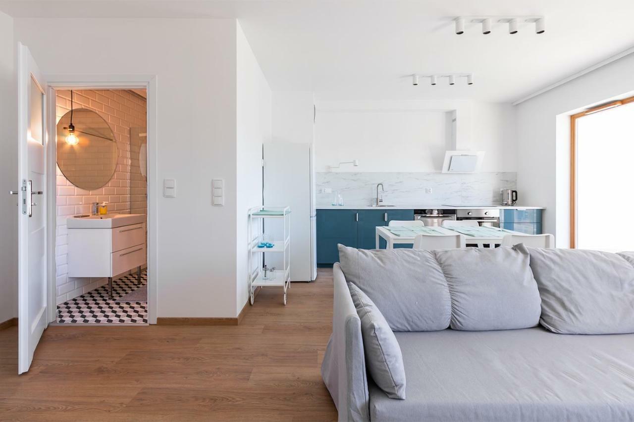 By The Sea Apartments Batorego Gdynia Exterior photo